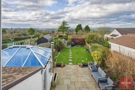 4 bedroom Semi-detached house for sale in Gowerton Road, Three Crosses, Swansea, SA4