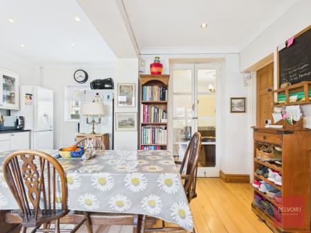 4 bedroom Semi-detached house for sale in Gowerton Road, Three Crosses, Swansea, SA4