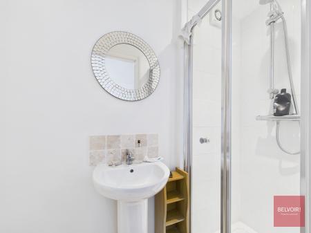 4 bedroom Semi-detached house for sale in Gowerton Road, Three Crosses, Swansea, SA4