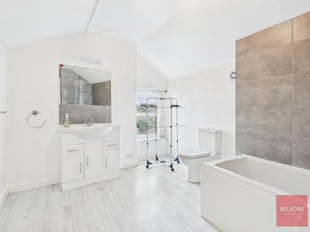 4 bedroom Terraced House for sale in De Breos Street, Brynmill, Swansea, SA2