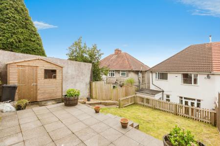 3 bedroom Semi-detached house to let in Lon Dan Y Coed, Cockett, Swansea, SA2