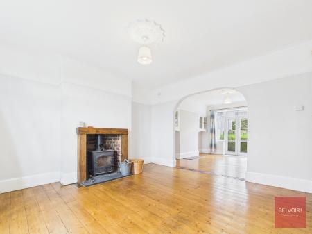 3 bedroom Semi-detached house to let in Lon Dan Y Coed, Cockett, Swansea, SA2