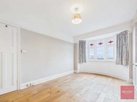 3 bedroom Semi-detached house to let in Lon Dan Y Coed, Cockett, Swansea, SA2