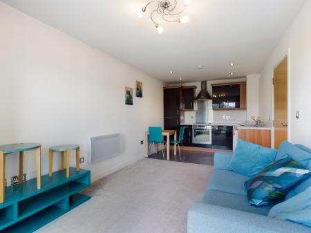 1 bedroom Flat to let in Phoebe Road, Copper Quarter, Swansea, SA1