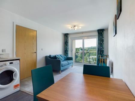 1 bedroom Flat to let in Phoebe Road, Copper Quarter, Swansea, SA1