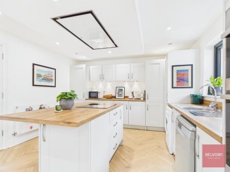 3 bedroom Detached house for sale in Summerland Lane, Newton, Swansea, SA3