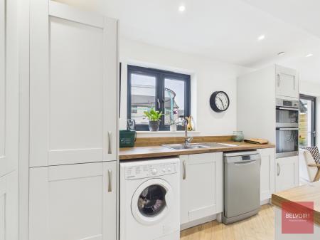 3 bedroom Detached house for sale in Summerland Lane, Newton, Swansea, SA3