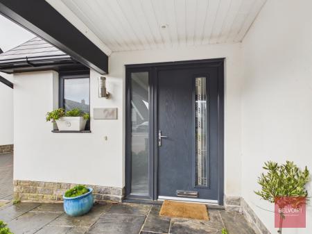 3 bedroom Detached house for sale in Summerland Lane, Newton, Swansea, SA3