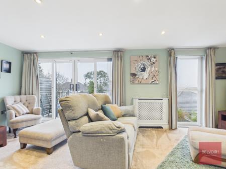 4 bedroom Detached house for sale in Carnglas Avenue, Sketty, Swansea, SA2