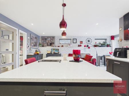 4 bedroom Detached house for sale in Carnglas Avenue, Sketty, Swansea, SA2