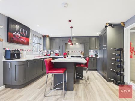 4 bedroom Detached house for sale in Carnglas Avenue, Sketty, Swansea, SA2