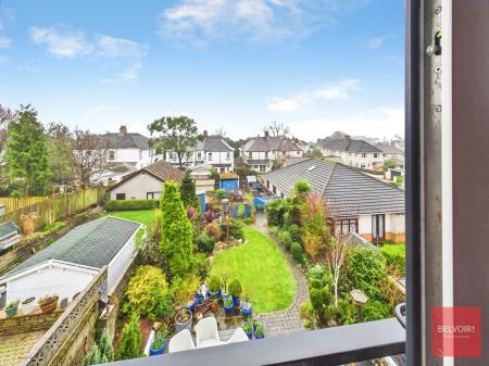 4 bedroom Detached house for sale in Carnglas Avenue, Sketty, Swansea, SA2