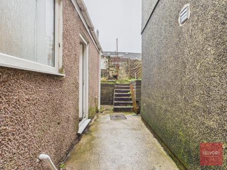 2 bedroom Terraced House for sale in Middle Road, Swansea, SA5