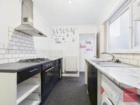 2 bedroom Terraced House for sale in Middle Road, Swansea, SA5