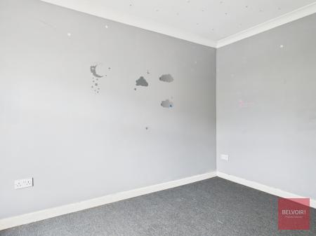 2 bedroom Terraced House for sale in Middle Road, Swansea, SA5