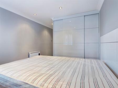 2 bedroom Flat to let in Weavers House, Manheim Quay, Marina, Swansea, SA1