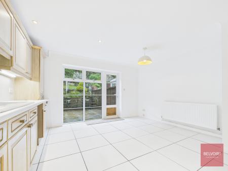 4 bedroom Town house for sale in Waverley Drive, Mumbles, Swansea, SA3