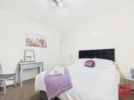 5 bedroom Detached house for sale in Applegrove, Reynoldston, Swansea, SA3