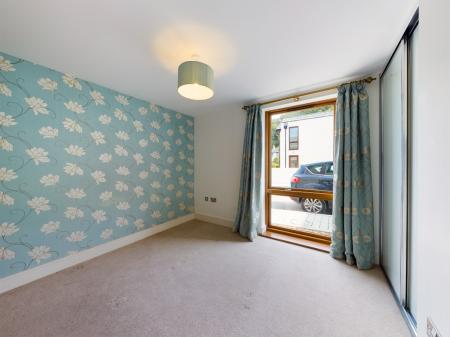 2 bedroom Flat for sale in St Annes, Mumbles, Swansea, SA3