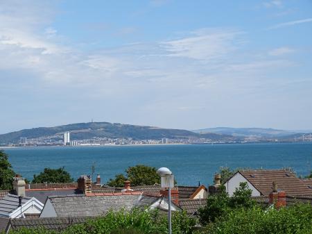 2 bedroom Flat for sale in St Annes, Mumbles, Swansea, SA3