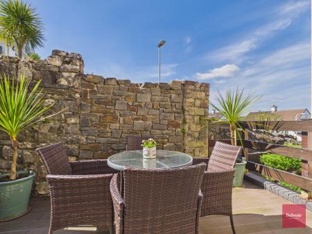 2 bedroom Flat for sale in St Annes, Mumbles, Swansea, SA3