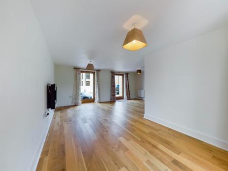 2 bedroom Flat for sale in St Annes, Mumbles, Swansea, SA3