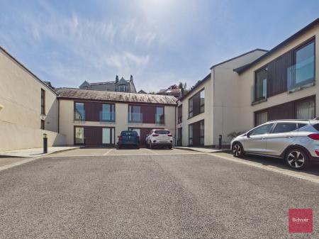 2 bedroom Flat for sale in St Annes, Mumbles, Swansea, SA3