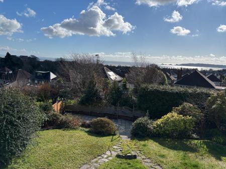 5 bedroom Bungalow for sale in Parklands View, Sketty, Swansea, SA2