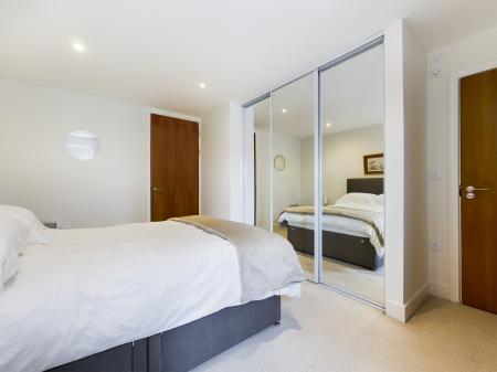 2 bedroom Flat to let in Meridian Bay, Trawler Road, Maritime Quarter, Swansea, SA1