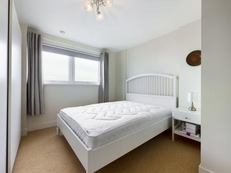 2 bedroom Flat to let in Meridian Bay, Trawler Road, Maritime Quarter, Swansea, SA1