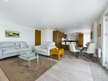 2 bedroom Flat to let in Meridian Bay, Trawler Road, Maritime Quarter, Swansea, SA1