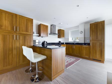 2 bedroom Flat to let in Meridian Bay, Trawler Road, Maritime Quarter, Swansea, SA1