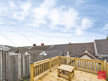 2 bedroom Terraced House to let in Terrace Road, Mount Pleasant, Swansea, SA1