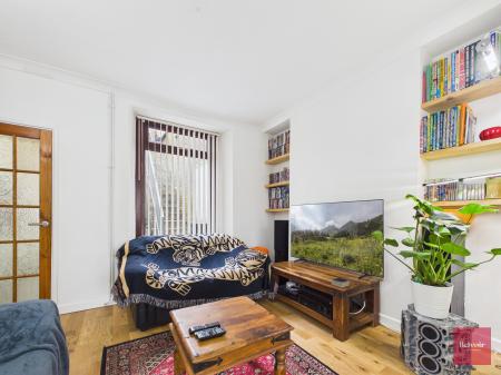 2 bedroom Terraced House to let in Terrace Road, Mount Pleasant, Swansea, SA1