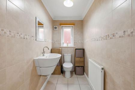 4 bedroom Detached house for sale in Clos Y Banc Yr Eithen, Gorseinon, Swansea, SA4