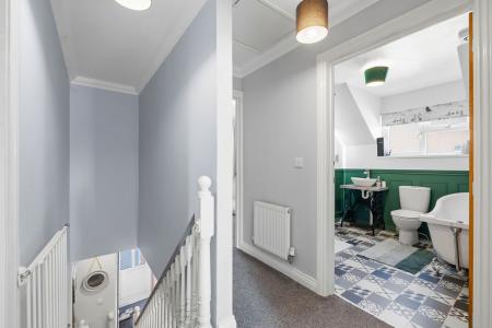 4 bedroom Detached house for sale in Clos Y Banc Yr Eithen, Gorseinon, Swansea, SA4