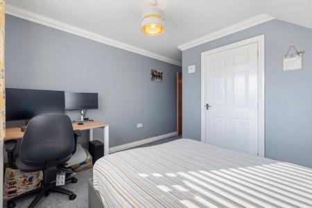 4 bedroom Detached house for sale in Clos Y Banc Yr Eithen, Gorseinon, Swansea, SA4