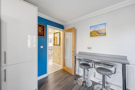 4 bedroom Detached house for sale in Clos Y Banc Yr Eithen, Gorseinon, Swansea, SA4