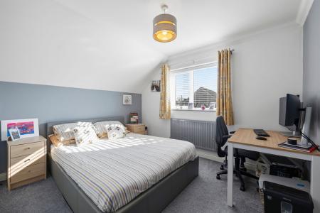 4 bedroom Detached house for sale in Clos Y Banc Yr Eithen, Gorseinon, Swansea, SA4