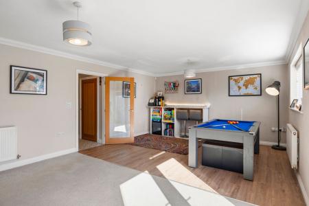 4 bedroom Detached house for sale in Clos Y Banc Yr Eithen, Gorseinon, Swansea, SA4