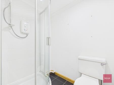 4 bedroom Detached house to let in Wychwood Close, Langland, Swansea, SA3