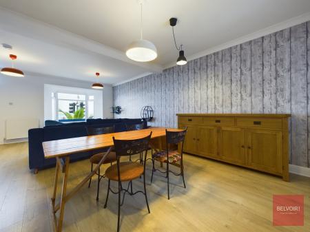 2 bedroom Maisonette to let in Anchor Bay Court, Mumbles Road, Mumbles, Swansea, SA3