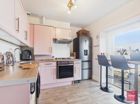 1 bedroom Flat for sale in Mumbles Road, Swansea, SA3