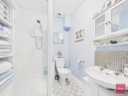 1 bedroom Flat for sale in Mumbles Road, Swansea, SA3