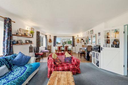 5 bedroom Detached house for sale in 1 Joiners Road, Three Crosses, Swansea, SA4