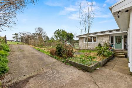 5 bedroom Detached house for sale in 1 Joiners Road, Three Crosses, Swansea, SA4