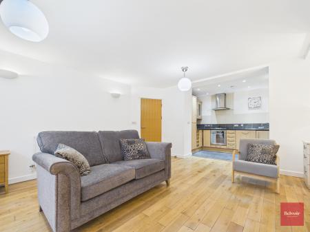 2 bedroom Flat to let in Walter Road, Uplands, Swansea, SA1