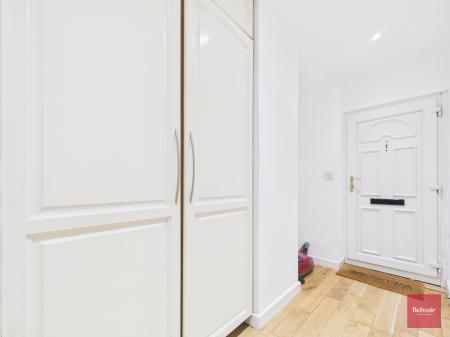 2 bedroom Flat to let in Walter Road, Uplands, Swansea, SA1