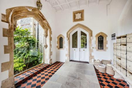 3 bedroom Flat to let in Langland Bay Manor, Langland, Swansea, SA3