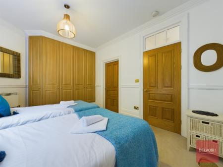 3 bedroom Flat to let in Langland Bay Manor, Langland, Swansea, SA3